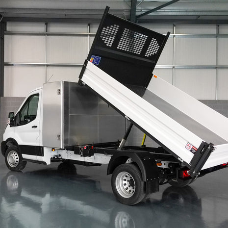 Ford Transit Tipper c/w Toolpod 2L Diesel L3 Manual Single Cab 165ps Frozen White