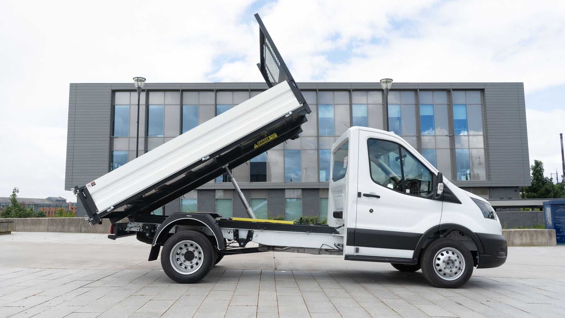 Ford Transit L3 Single Cab 12ft Tipper