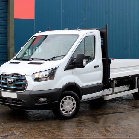 Ford E-Transit 425 Tipper 135Kw Electric L4 Single Cab 184ps Frozen White