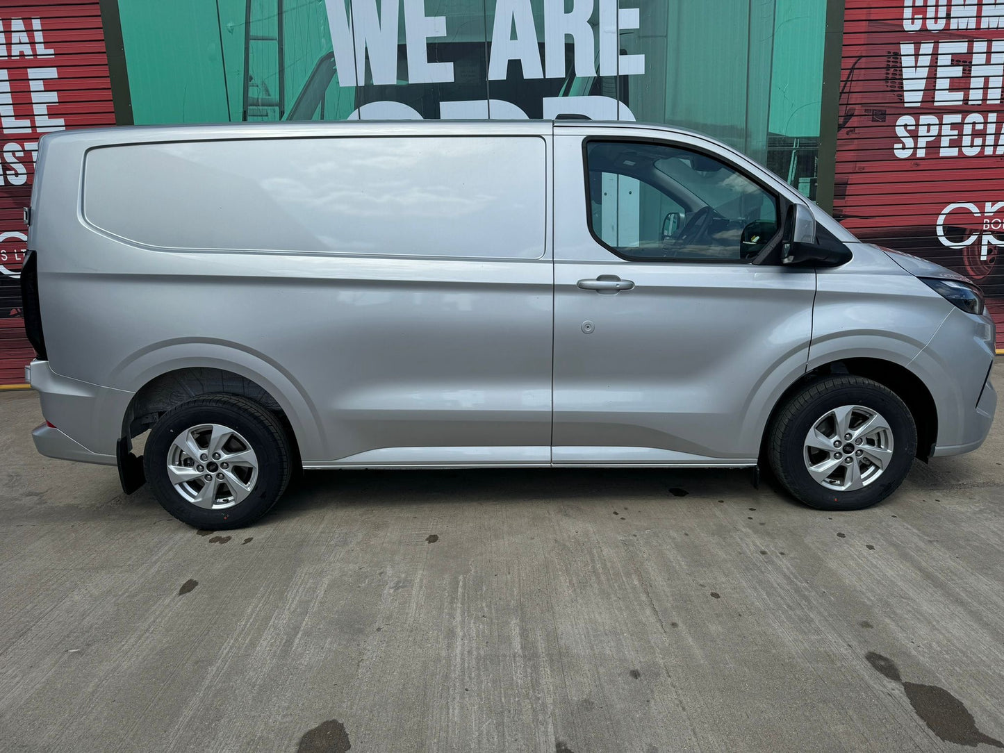 Ford Transit Panel Van 2L Diesel L2 Manual Single Cab 136ps Moondust silver