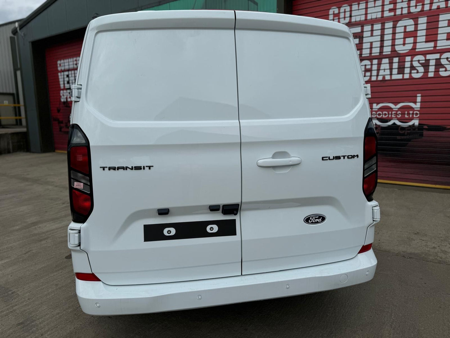 Ford Transit Panel Van 2L Diesel L1 Manual Single Cab 136ps Frozen white