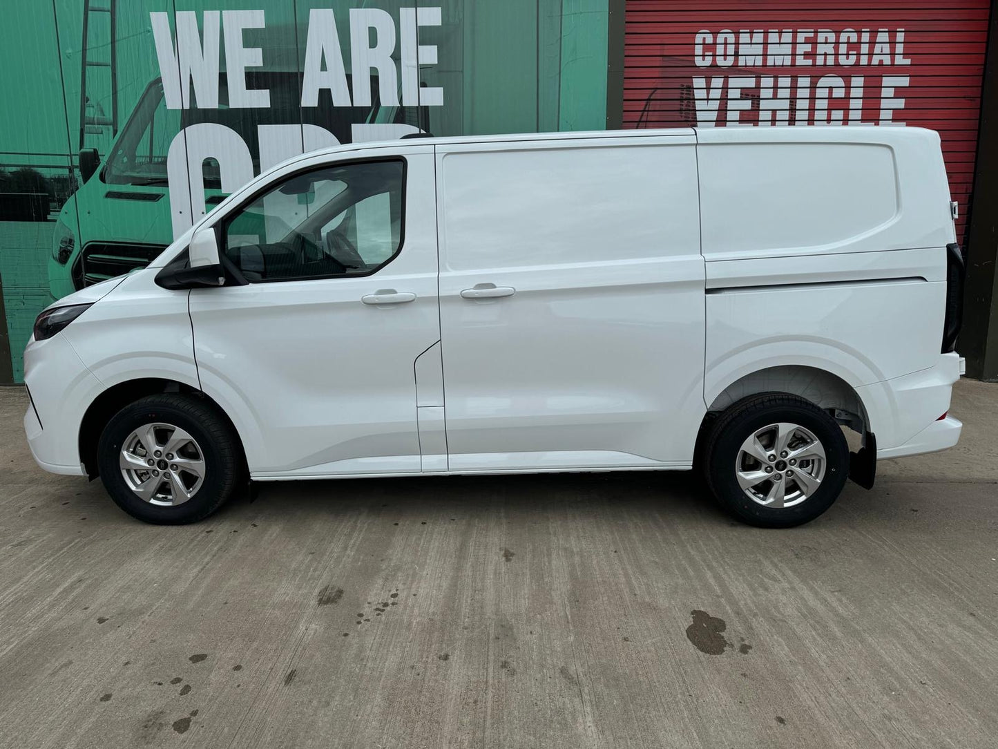 Ford Transit Panel Van 2L Diesel L1 Manual Single Cab 136ps Frozen white