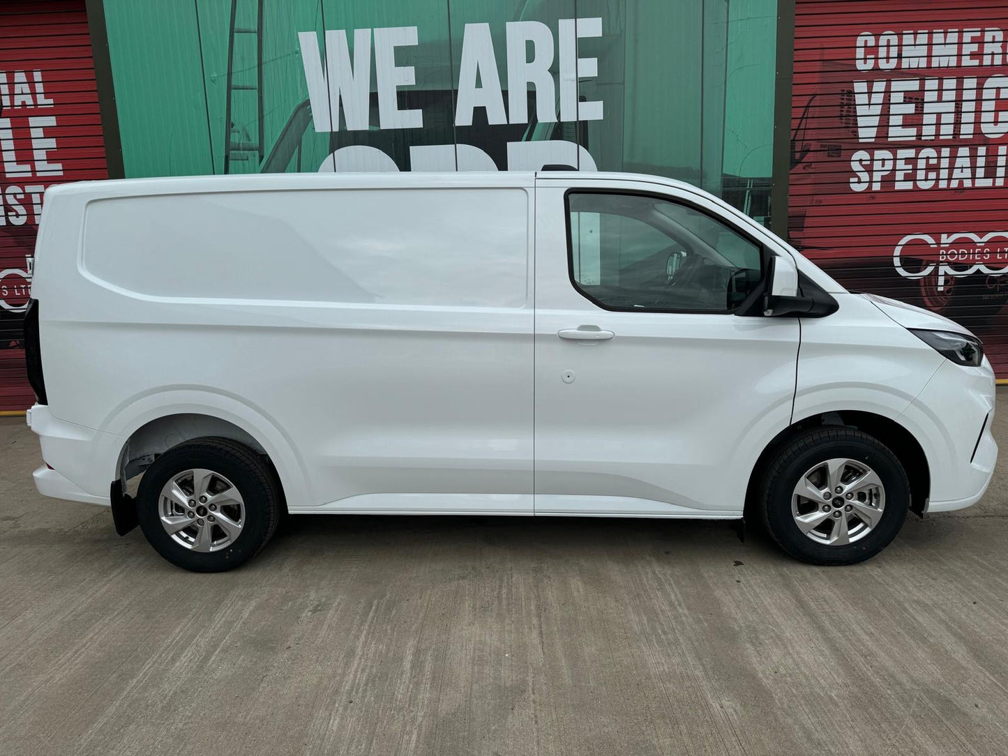 Ford Transit Panel Van 2L Diesel L1 Manual Single Cab 136ps Frozen white