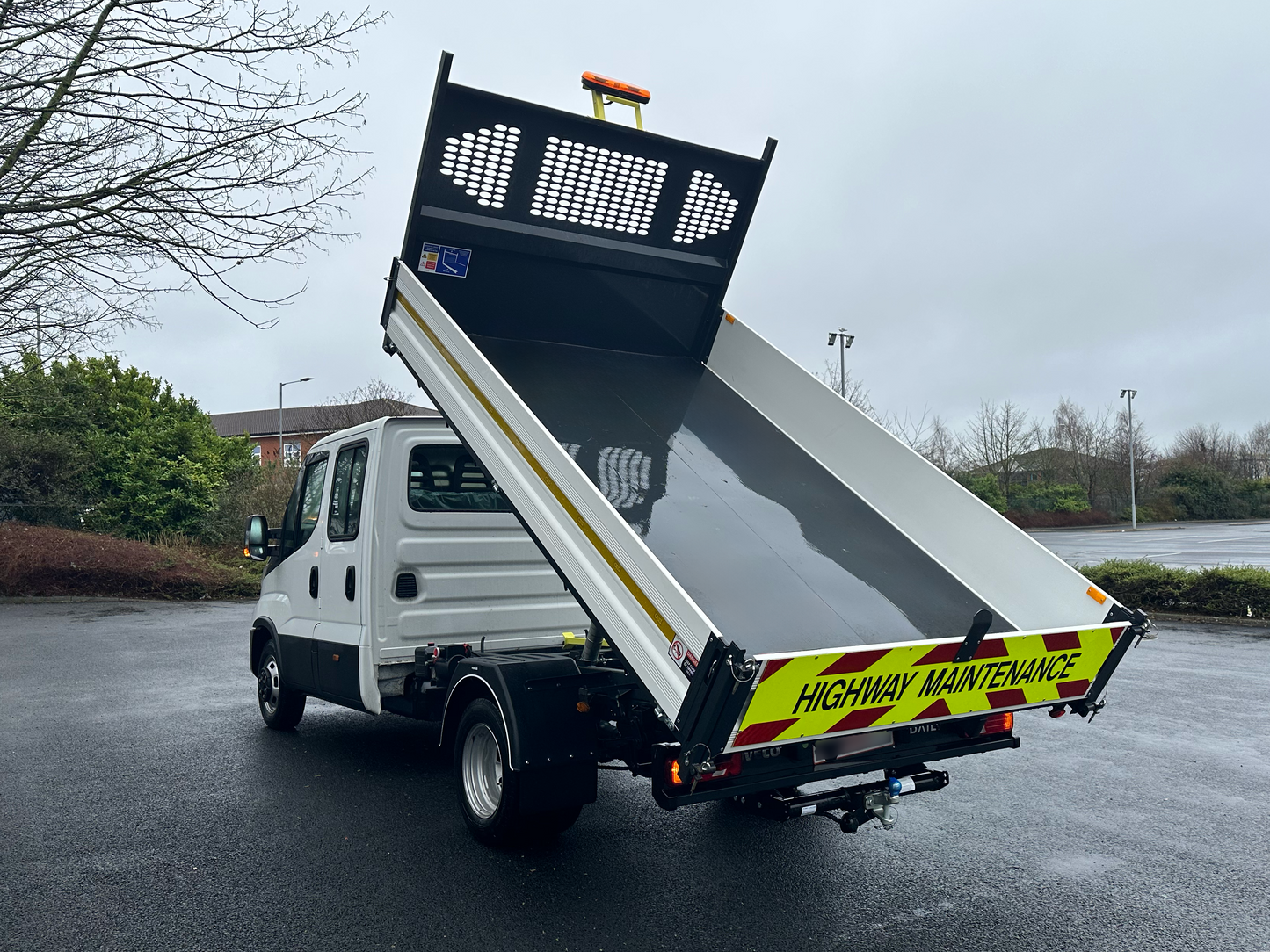 Iveco Daily Tipper 2L Diesel 3750 Manual Double Cab 140ps White