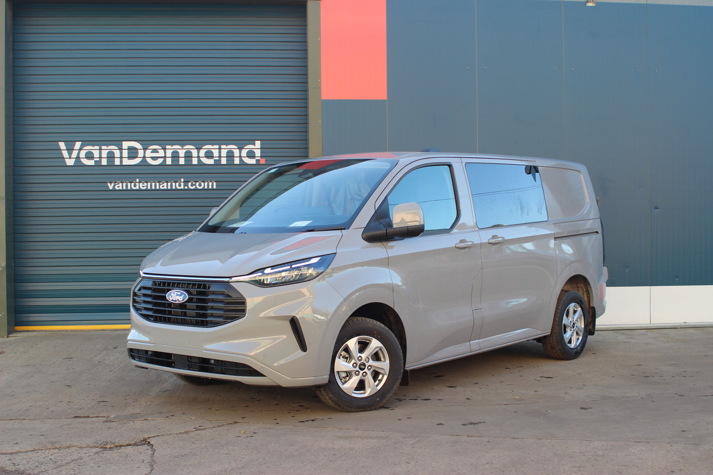 Ford Transit Crew Van 2L Diesel L1 Automatic Double Cab 136ps Grey Matter